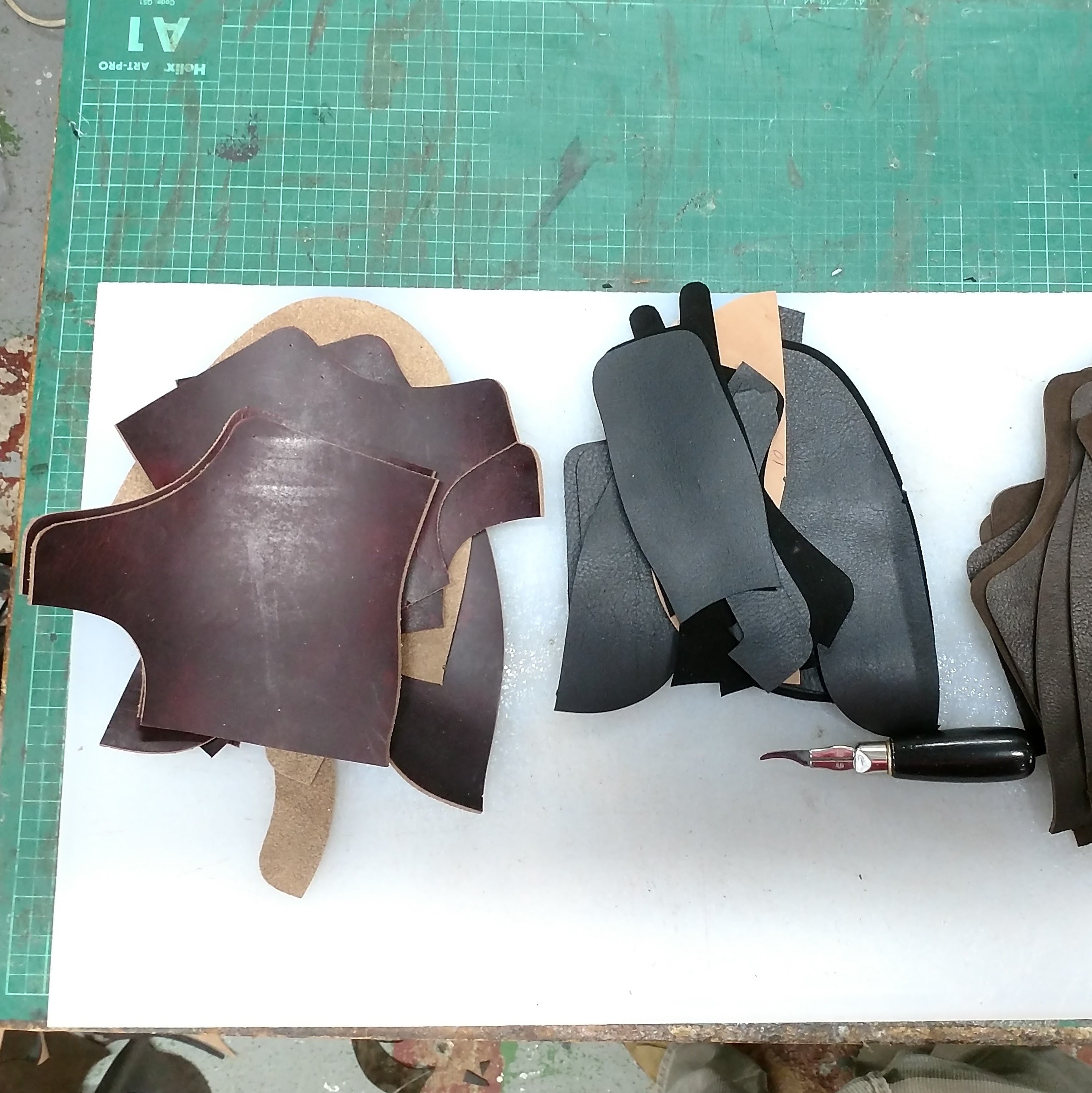 cutting clicking uppers factory england
