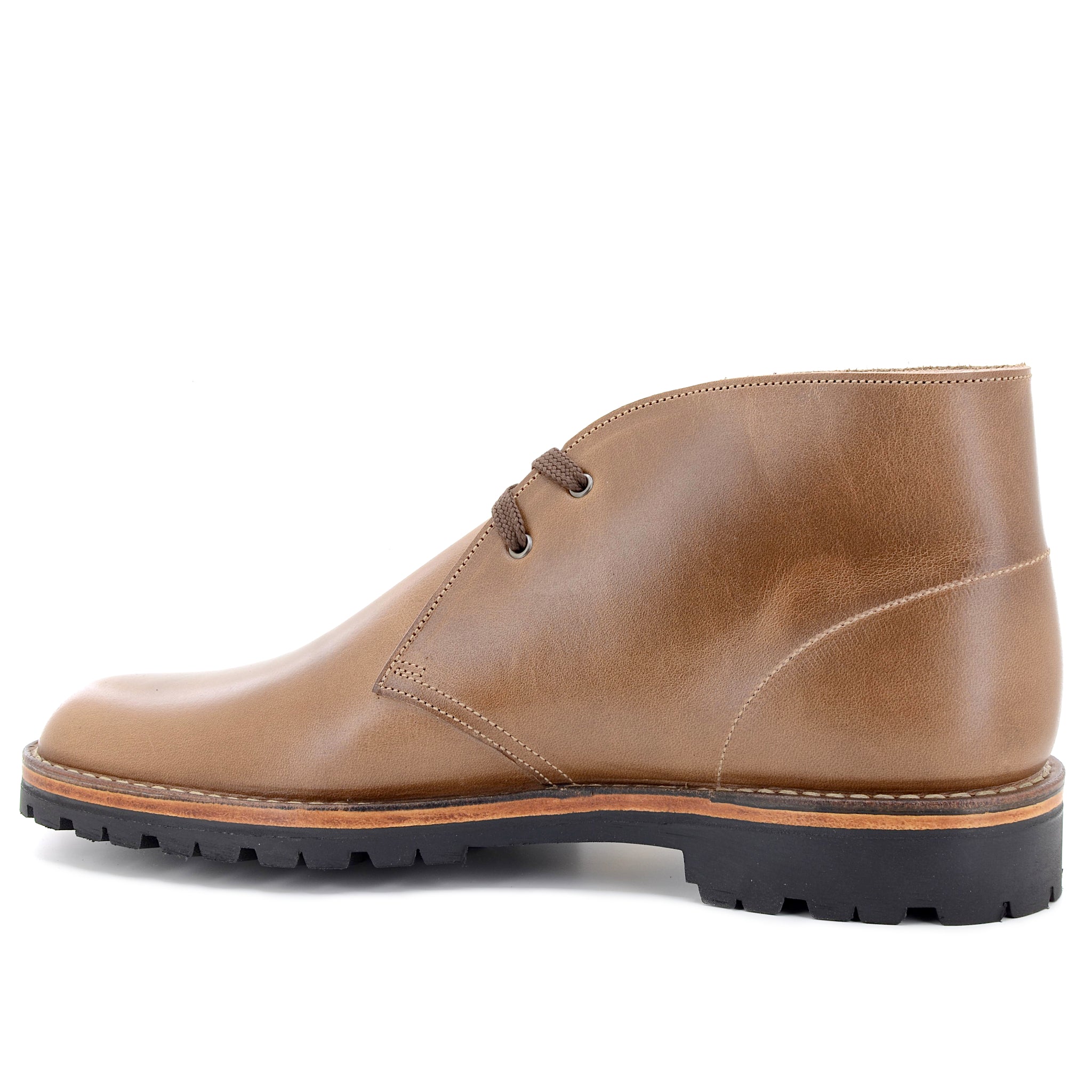 Smooth tan leather desert boots